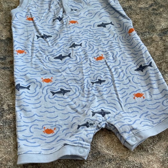 NWOT Carters baby boy romper - Picture 3 of 6